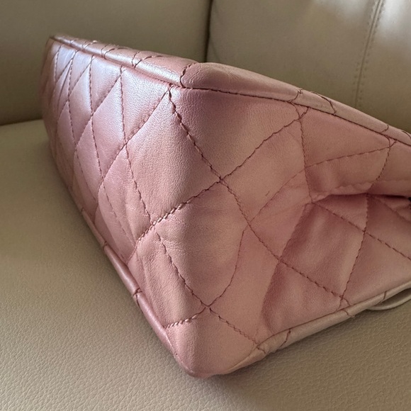 Chanel 2.55 Reissue Maxi 227 Pink White Degrade Ombré Bag - Picture 15 of 16